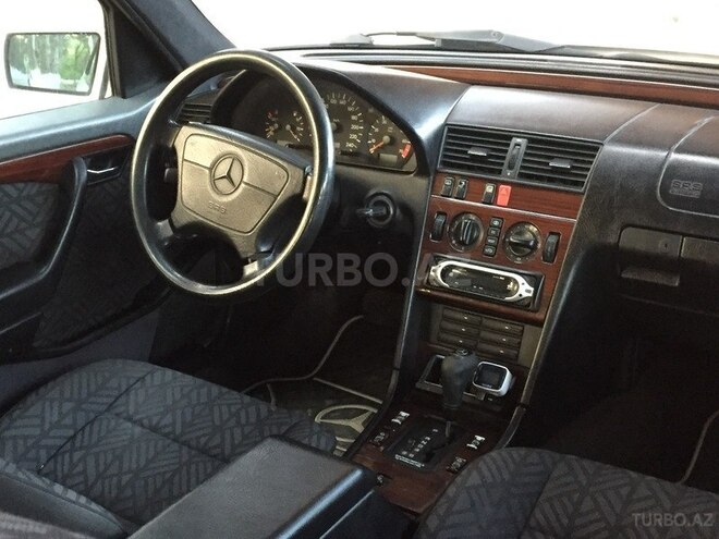 Mercedes C 180 1995, 324,572 km - 1.8 л - Sumqayıt