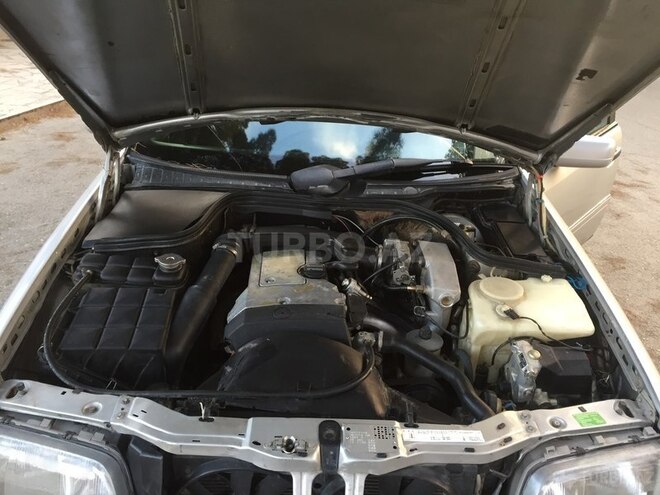 Mercedes C 180 1995, 324,572 km - 1.8 л - Sumqayıt