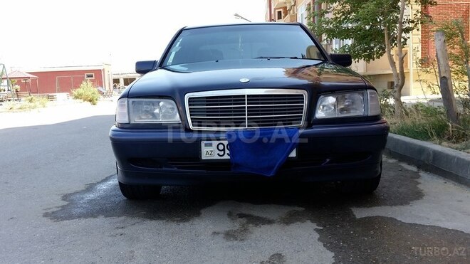 Mercedes C 220 1999, 310,000 km - 2.2 l - Bakı