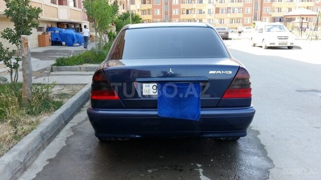 Mercedes C 220 1999, 310,000 km - 2.2 l - Bakı