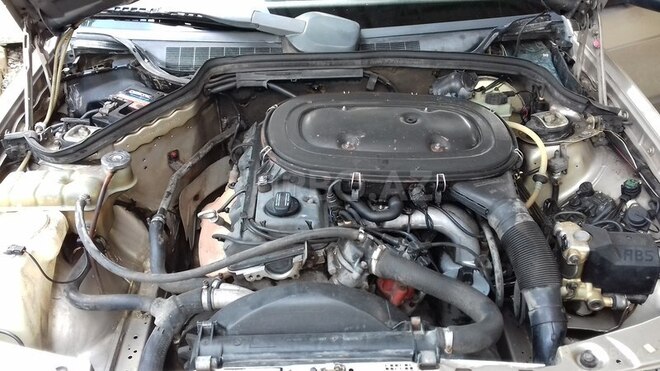 Mercedes 190 1991, 296,500 km - 2.0 л - Bakı