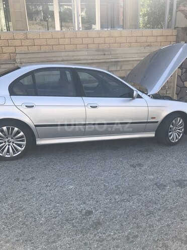 BMW 525 2000, 330,000 km - 2.5 л - Bakı