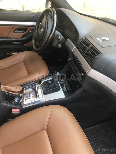 BMW 525 2000, 330,000 km - 2.5 л - Bakı