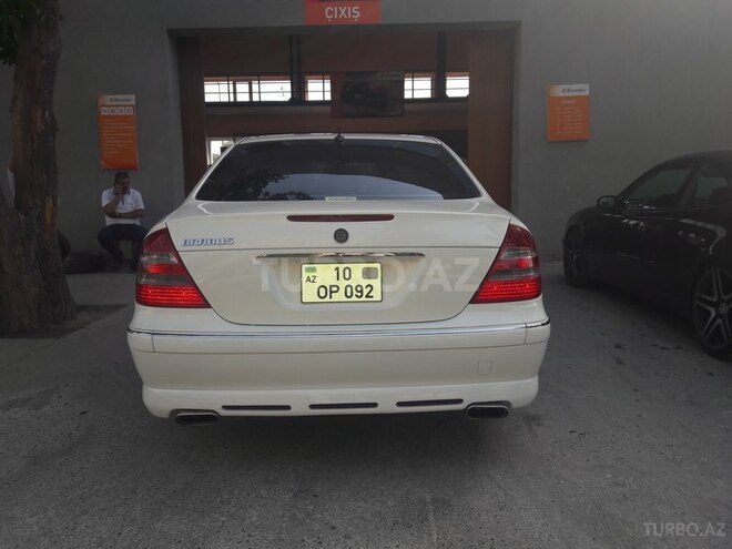 Mercedes E 350 2005, 190,000 km - 3.5 l - Sumqayıt