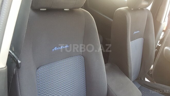 Mitsubishi Airtrek 2002, 186,000 km - 2.0 л - Bakı