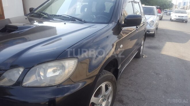 Mitsubishi Airtrek 2002, 186,000 km - 2.0 л - Bakı