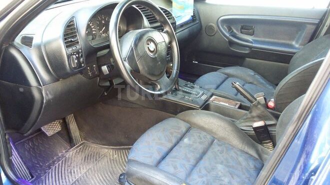 BMW 320 1993, 258,400 km - 1.8 л - Sumqayıt
