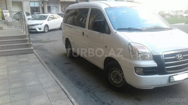 Hyundai H-1 2005, 400,000 km - 2.5 l - Bakı