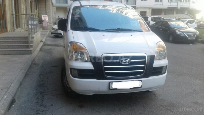 Hyundai H-1 2005, 400,000 km - 2.5 l - Bakı