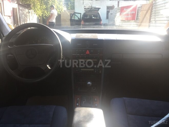 Mercedes C 180 1997, 246,000 km - 1.8 л - Bakı