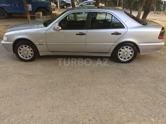 Mercedes C 180 1997, 246,000 km - 1.8 л - Bakı