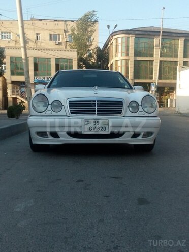 Mercedes E 240 1999, 178,000 km - 2.4 л - Bakı
