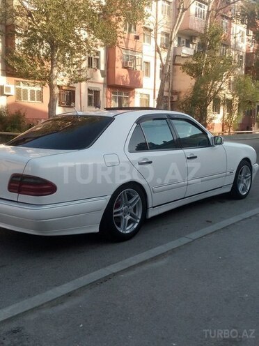 Mercedes E 240 1999, 178,000 km - 2.4 л - Bakı
