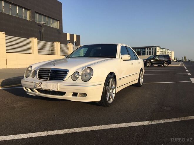 Mercedes E 320 2001, 155,555 km - 3.2 l - Bakı