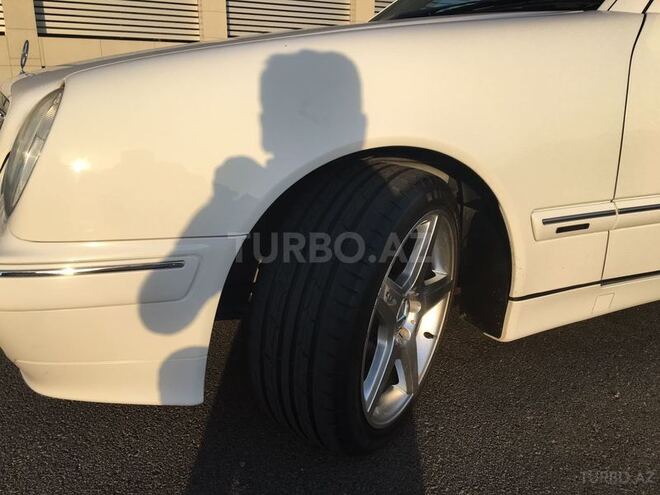Mercedes E 320 2001, 155,555 km - 3.2 l - Bakı