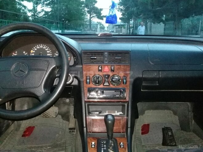 Mercedes C 180 1998, 242,000 km - 1.8 л - Sumqayıt