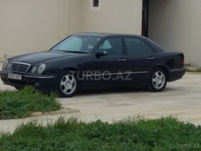 Mercedes E 240 2001, 202,000 km - 0.3 l - Sumqayıt