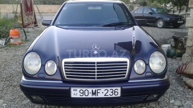 Mercedes E 240 1998, 215,000 km - 2.4 l - Ağcabədi