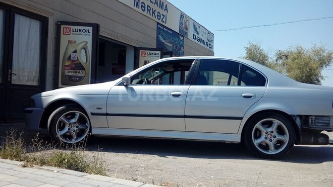 BMW 523 1996, 398,000 km - 2.5 l - Sumqayıt
