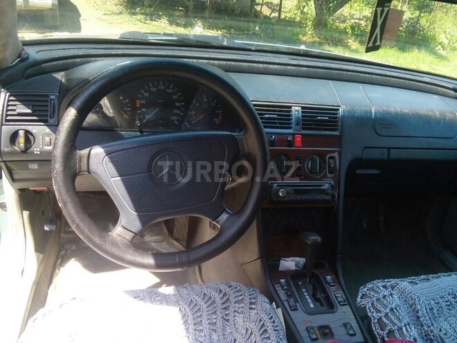 Mercedes C 200 1994, 315,565 km - 0.2 l - Astara