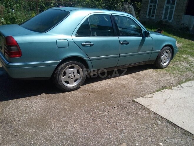 Mercedes C 200 1994, 315,565 km - 0.2 l - Astara