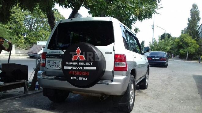 Mitsubishi Pajero io 2000, 220,000 km - 2.0 l - Bakı