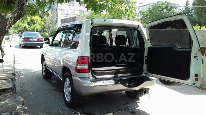 Mitsubishi Pajero io 2000, 220,000 km - 2.0 l - Bakı