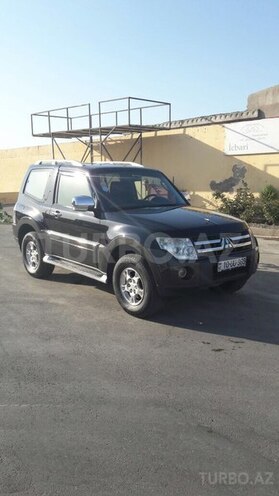Mitsubishi Pajero 2008, 300,000 km - 3.0 л - Bakı