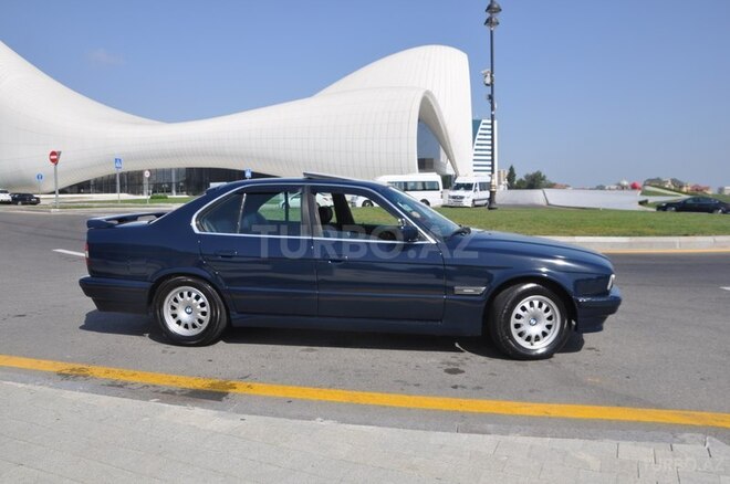BMW 520 1995, 220,000 km - 2.0 л - Bakı