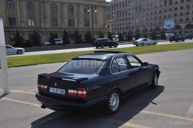 BMW 520 1995, 220,000 km - 2.0 л - Bakı