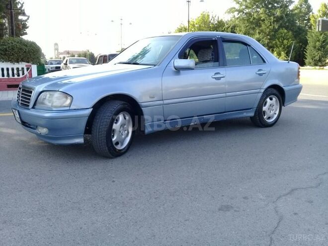 Mercedes C 220 1995, 470,000 km - 2.2 l - Füzuli
