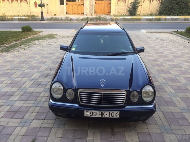 Mercedes E 220 1999, 350,000 km - 2.2 l - Bakı