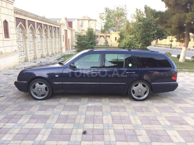 Mercedes E 220 1999, 350,000 km - 2.2 l - Bakı