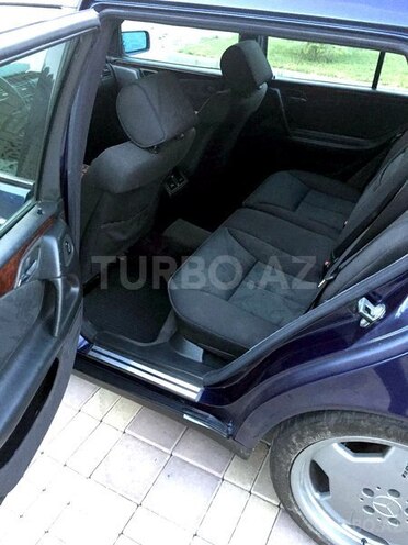 Mercedes E 220 1999, 350,000 km - 2.2 l - Bakı