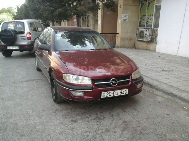 Opel Omega 1997, 281,601 km - 2.0 л - Bakı