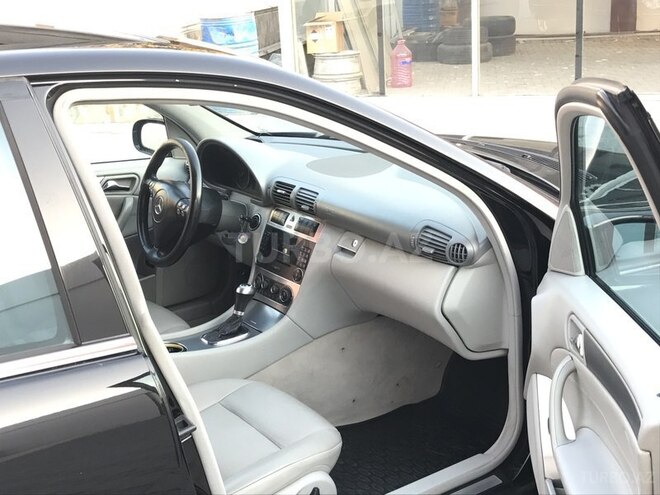 Mercedes C 230 2006, 165,000 km - 2.5 l - Bakı
