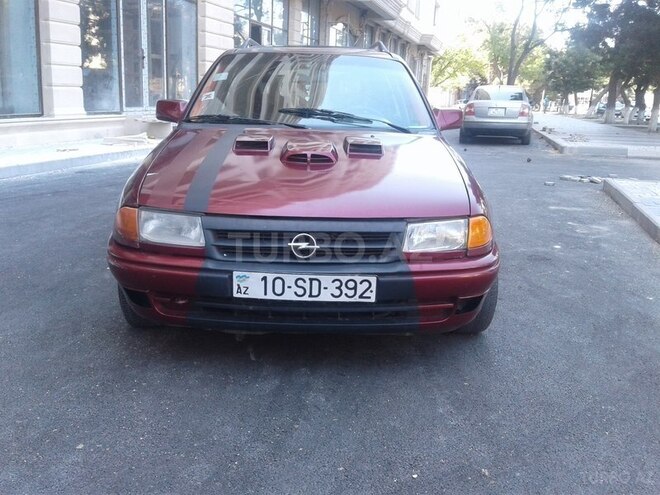 Opel Astra 1993, 125,400 km - 1.8 l - Sumqayıt