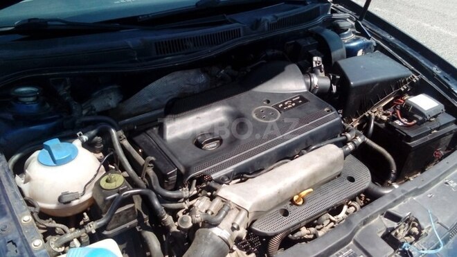 Volkswagen Jetta 2003, 174,500 km - 1.8 l - Bakı
