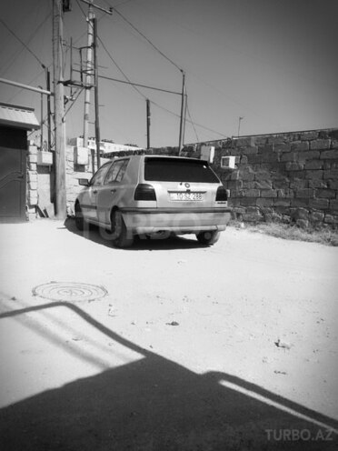 Volkswagen Golf 1993, 282,000 km - 1.8 l - Bakı