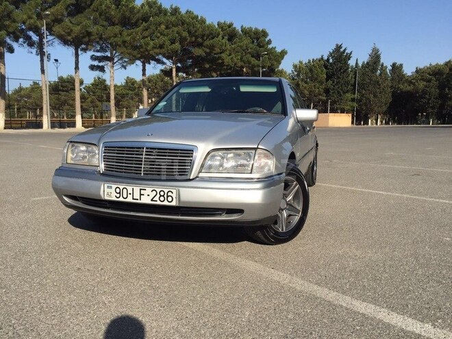 Mercedes C 180 1997, 286,000 km - 1.8 л - Sumqayıt