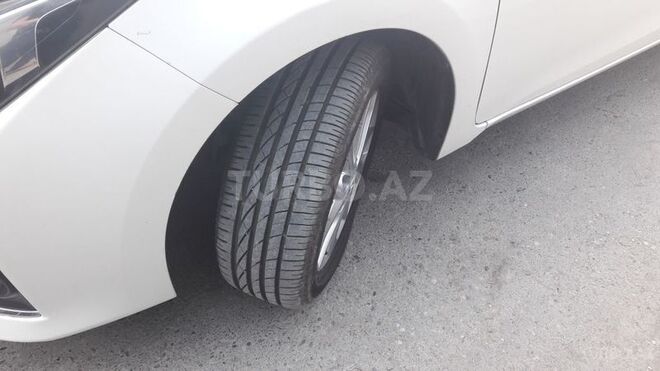 Toyota Corolla 2013, 115,000 km - 1.6 л - Bakı