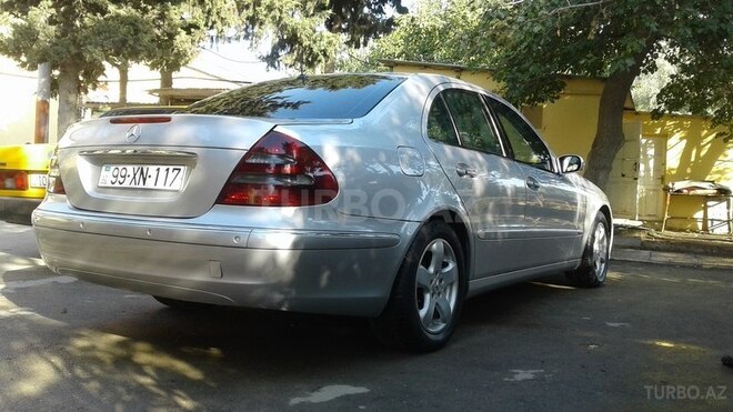 Mercedes E 220 2002, 300,000 km - 2.2 l - Bakı