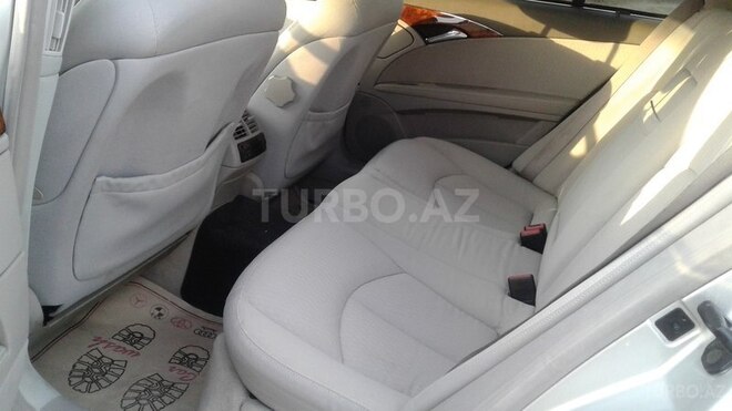 Mercedes E 220 2002, 300,000 km - 2.2 l - Bakı