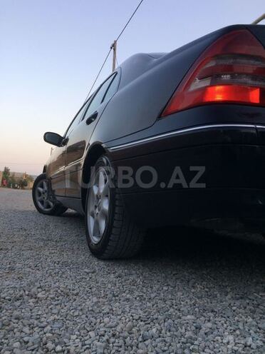 Mercedes C 240 2000, 277,000 km - 2.6 л - Bakı