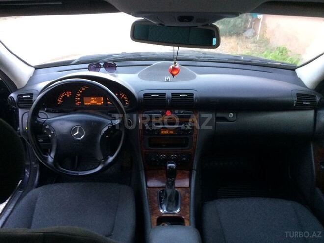Mercedes C 240 2000, 277,000 km - 2.6 л - Bakı