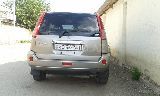 Nissan X-Trail 2004, 170,000 km - 2.0 l - Quba