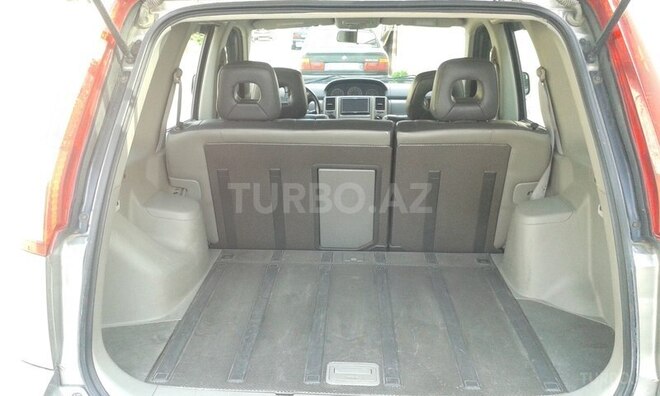 Nissan X-Trail 2004, 170,000 km - 2.0 l - Quba