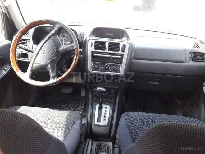 Mitsubishi Pajero io 2000, 270,000 km - 1.8 l - Sumqayıt