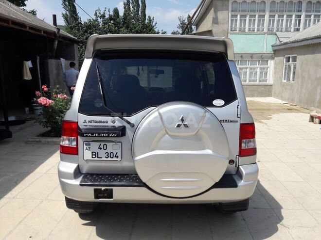 Mitsubishi Pajero io 2000, 270,000 km - 1.8 l - Sumqayıt