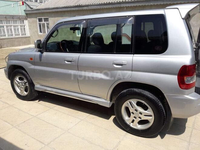 Mitsubishi Pajero io 2000, 270,000 km - 1.8 l - Sumqayıt